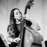 Safiye Nur Ayaydın - contrabas docent